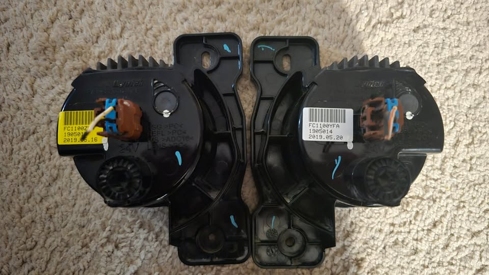 Jeep JL Fog Lights (USED)