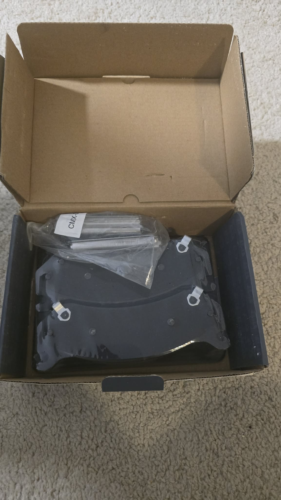 Chevy/GMC/Cadillac/Hummer CMX Rear Ceramic Disc Brake Pads image 1